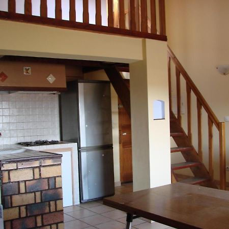 Apartmán 25 Fm 2 D Coursan Exteriér fotografie